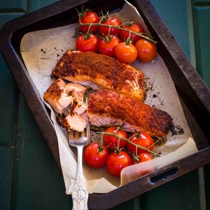 Comida rápida: salmón asado con pimentón