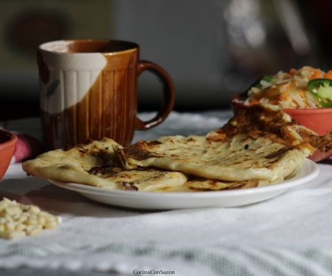 Gorditas de chicharrón prensado un clásico de la cocina mexicana
