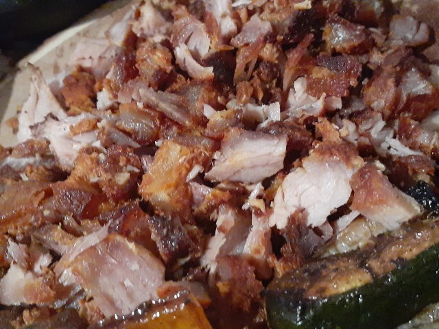 Parrillada de Carne Asada Y Carnitas De Cerdo Con Cueritos