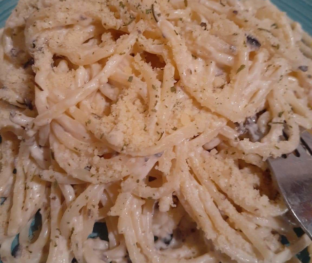 ?Espagueti Blanco Con Crema ⋆ Cocina Con Sazón