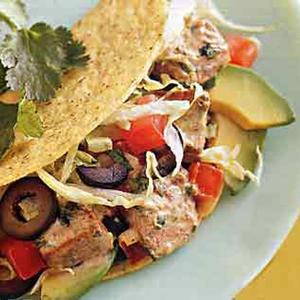 Tacos de atún fresco